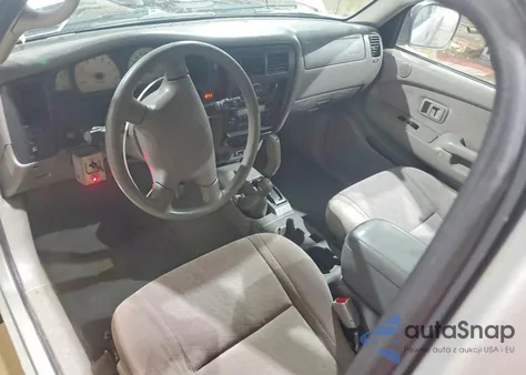 2003 Toyota Tacoma Xtracab z USA, uszkodzony, nr VIN 5TEWN72N73Z263202